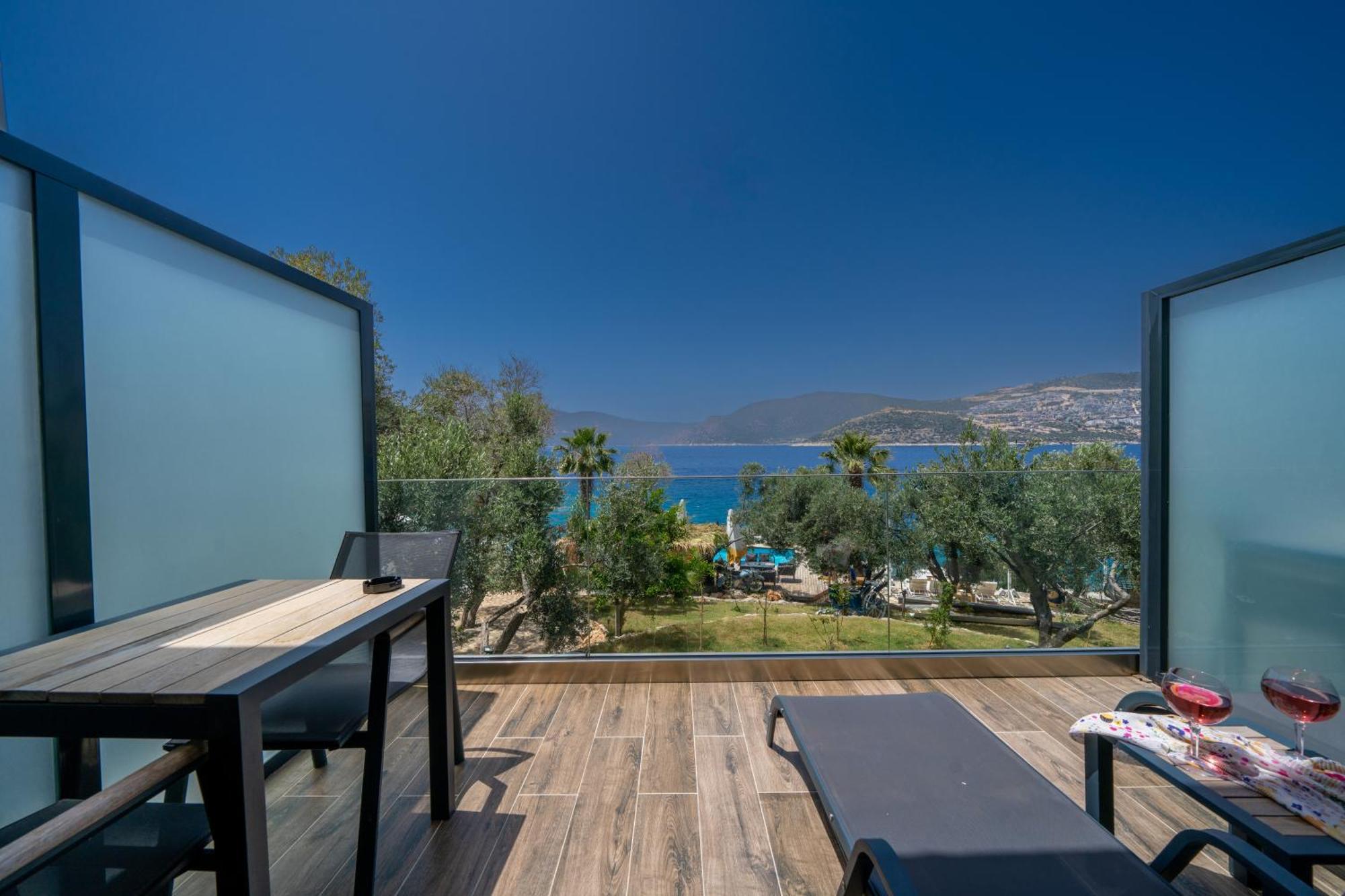 Kalkan Beach Park Hotel Каш Экстерьер фото