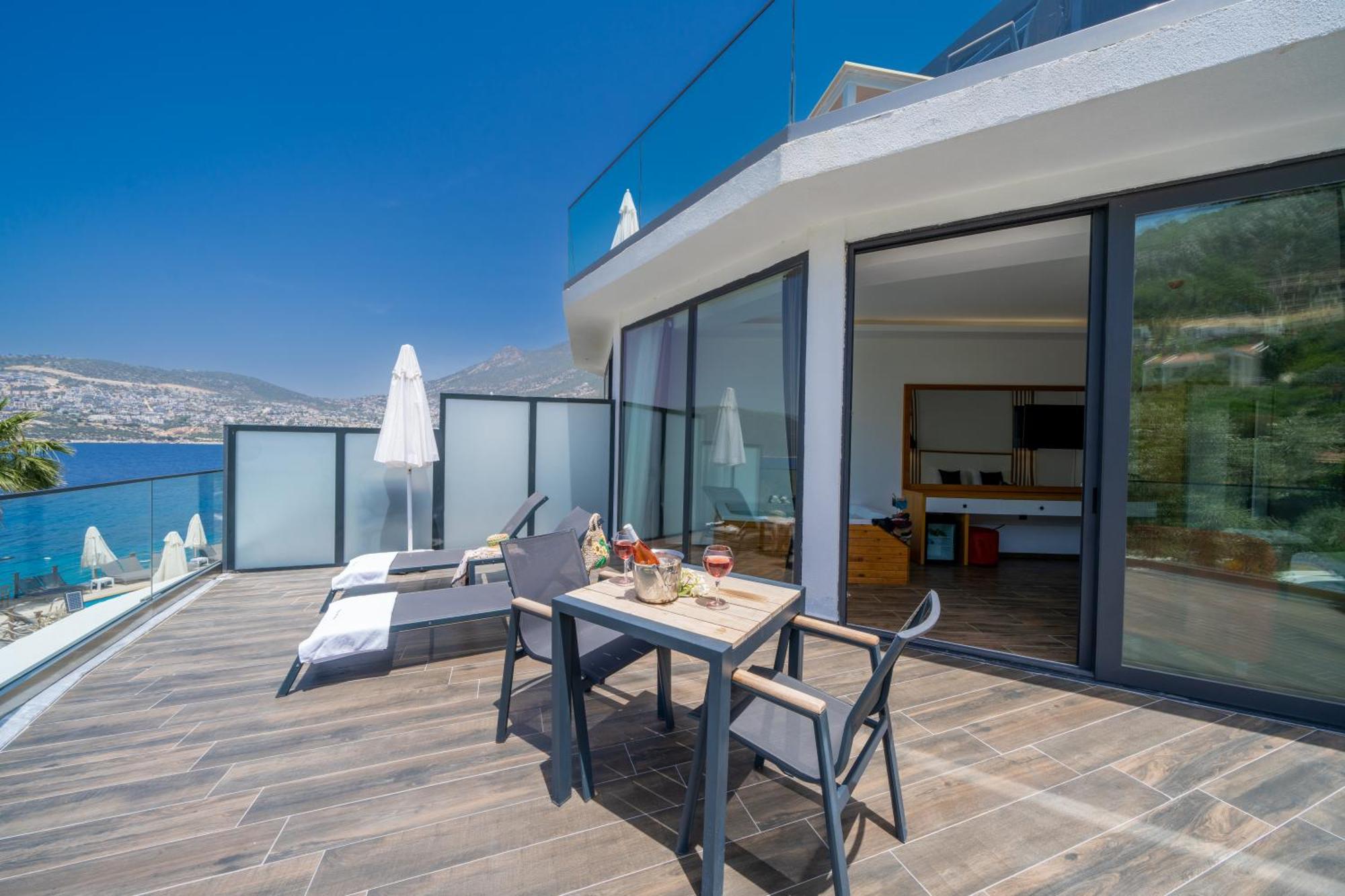 Kalkan Beach Park Hotel Каш Экстерьер фото