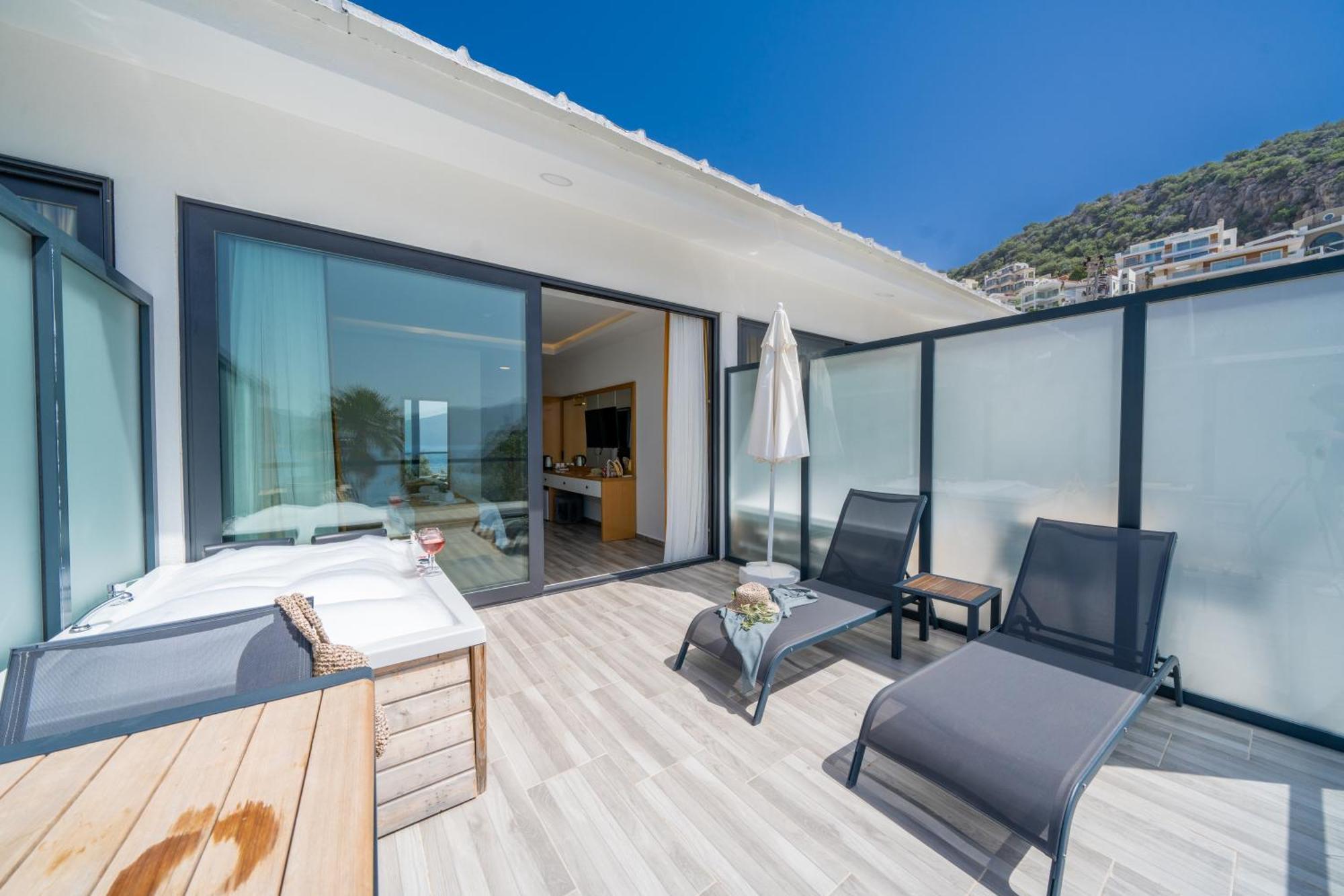 Kalkan Beach Park Hotel Каш Экстерьер фото