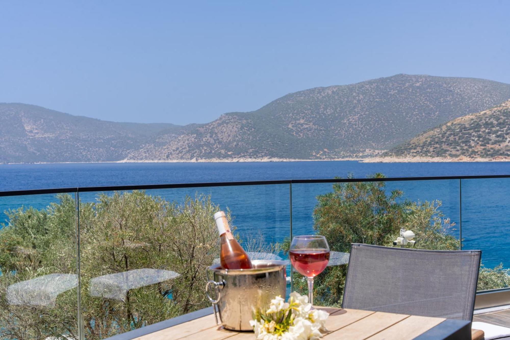 Kalkan Beach Park Hotel Каш Экстерьер фото