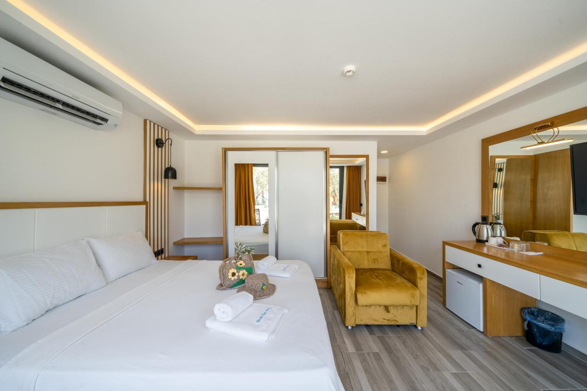 Kalkan Beach Park Hotel Каш Экстерьер фото
